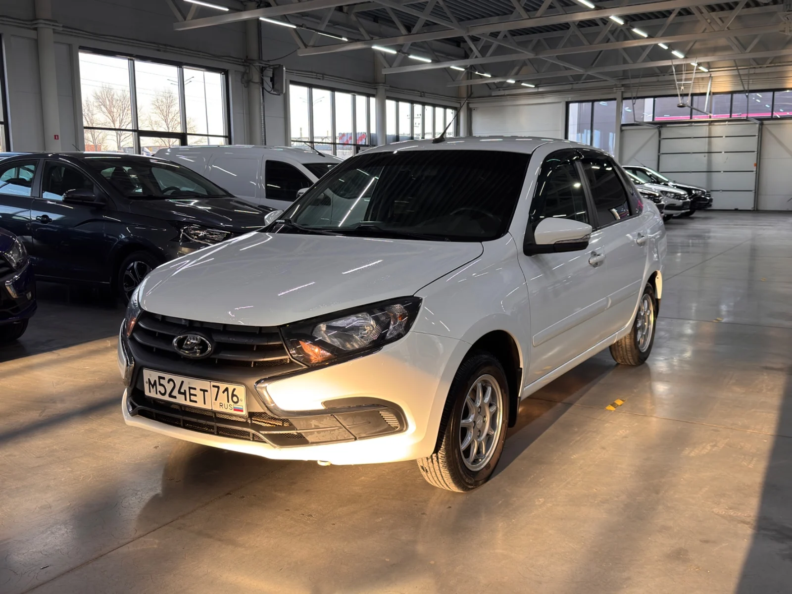 LADA Granta Классик, 2022 год, цвет Белый